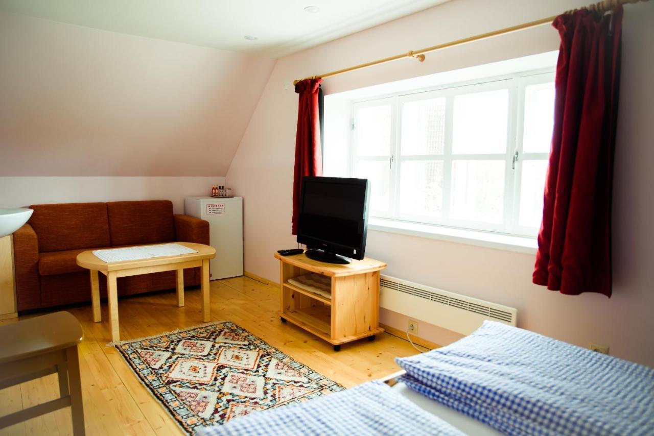 Kalda Talu Villa Tolliste Bagian luar foto
