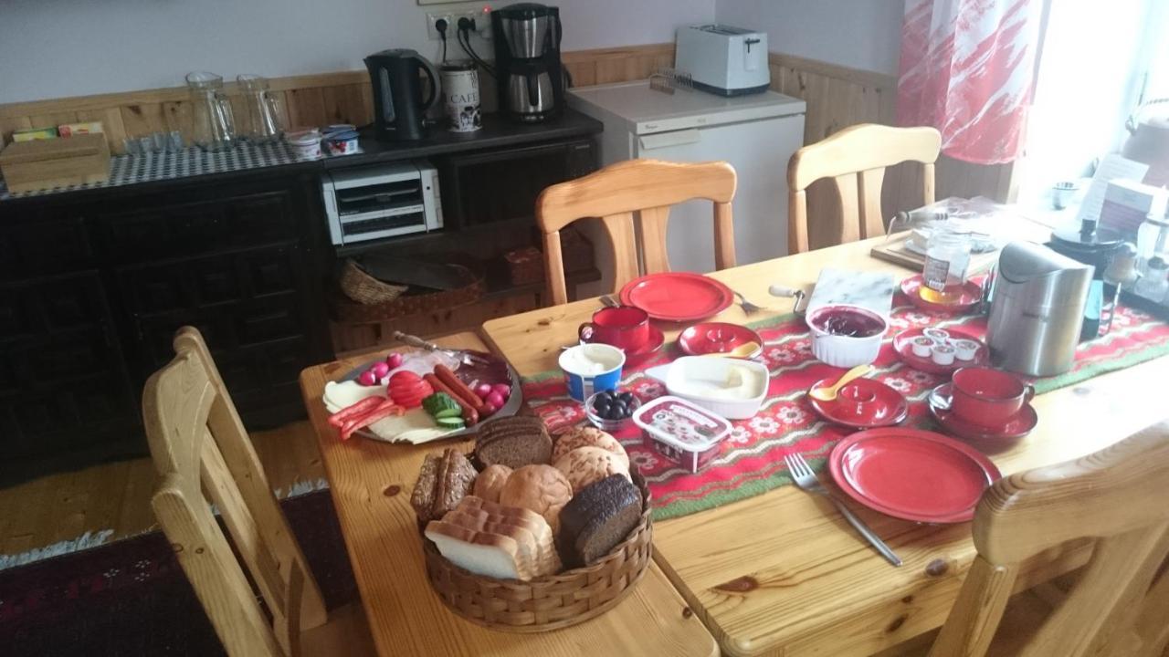 Kalda Talu Villa Tolliste Bagian luar foto